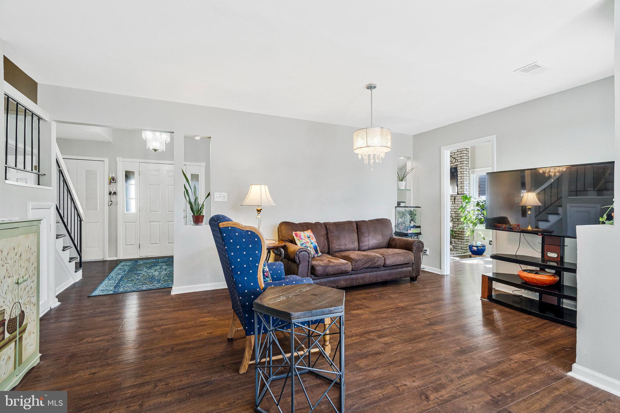 121 South Fox Road Sterling, VA 20164 - Photo 11 of 40 Gallery Image 11