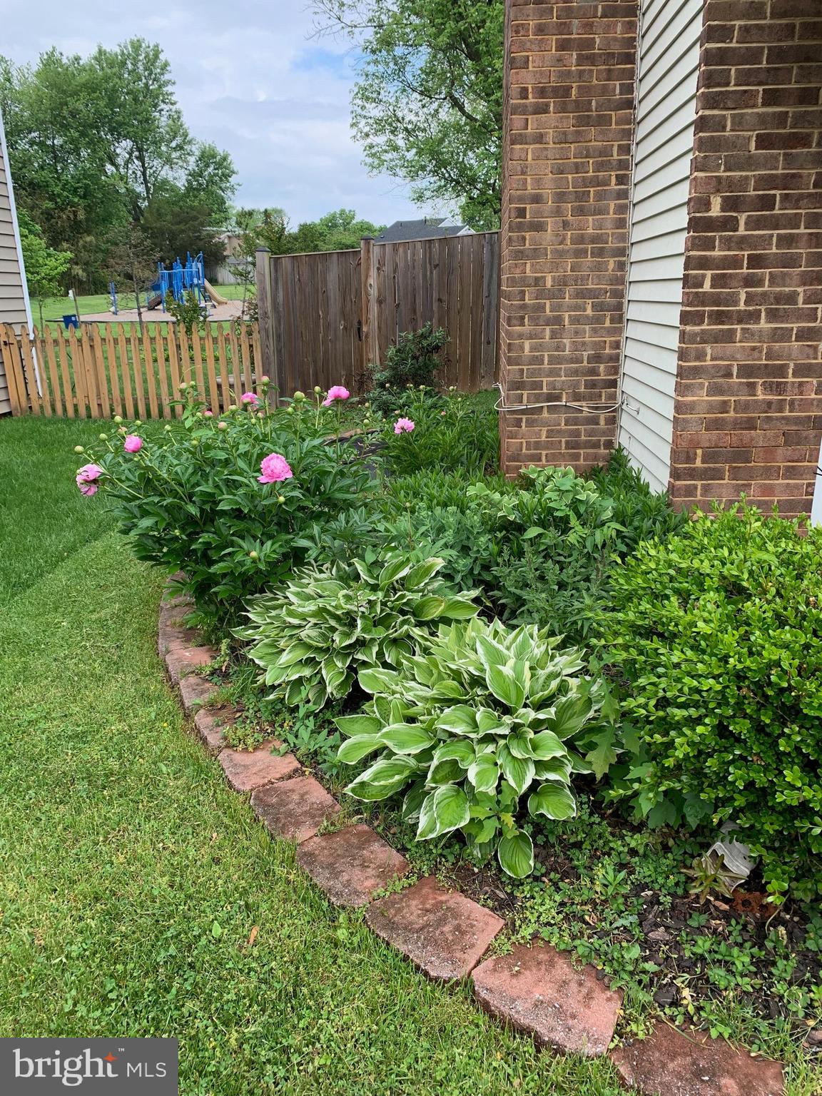 121 South Fox Road Sterling, VA 20164 - Photo 34 of 40 Gallery Image 34