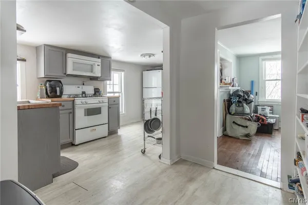 $129,900 | 32467 County Route 54, Chaumont, NY 13622