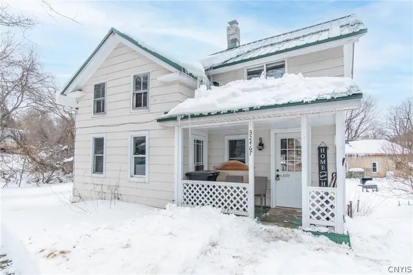 $129,900 | 32467 County Route 54, Chaumont, NY 13622