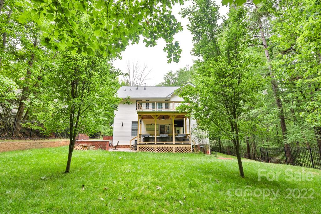 9442 Valley Road Charlotte, NC 28270 - Photo 23 of 28 Gallery Image 23