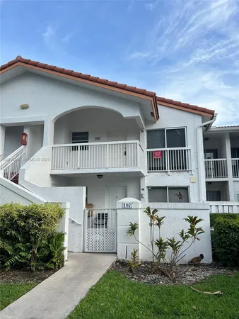 $2,300 | 15315 Southwest 76th Terrace, Unit 207, Miami, FL 33193