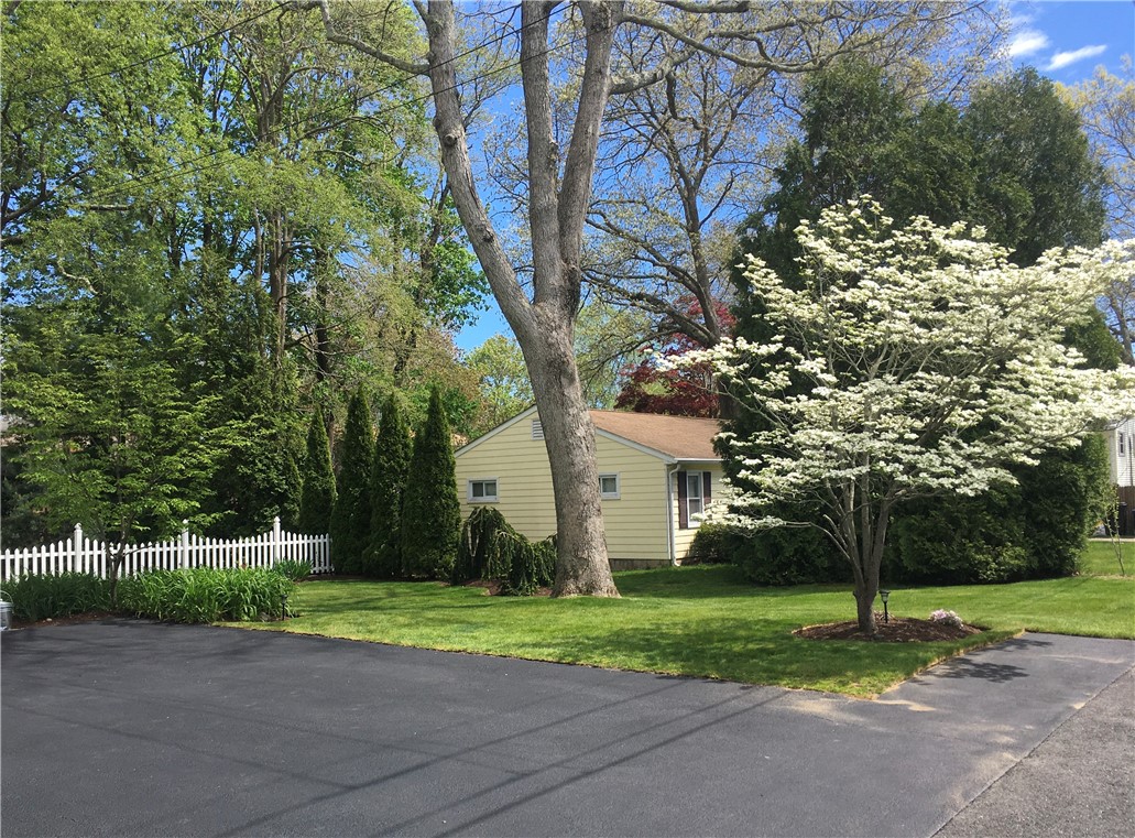 119 Inkberry Trail Narragansett, RI 02882 - Photo 4 of 40 Gallery Image 4