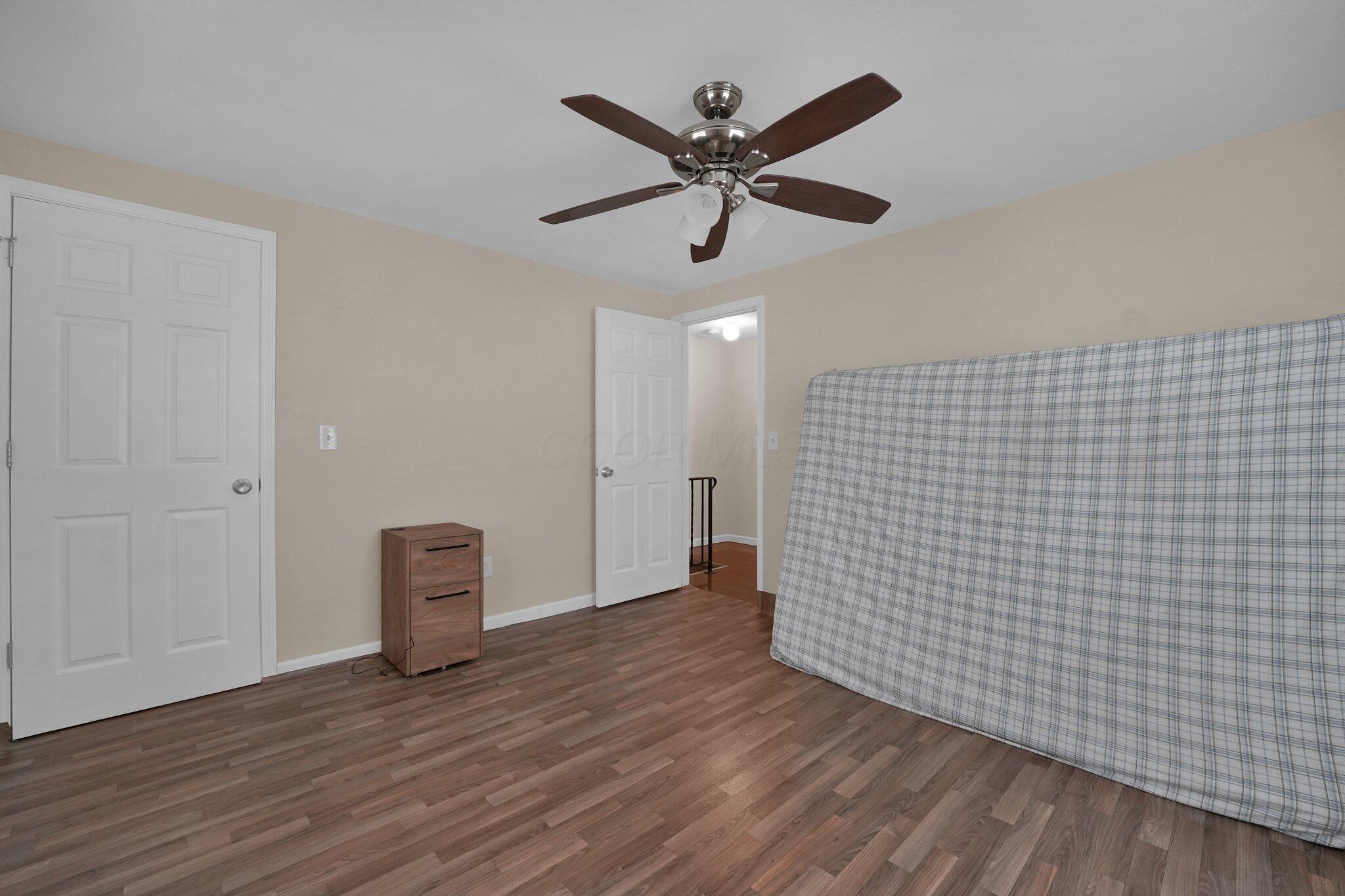 5738 Beechcroft Road, Unit L Columbus, OH 43229 - Photo 17 of 25 17-web-or-mls-5738-beechcroft-rd-unit-l