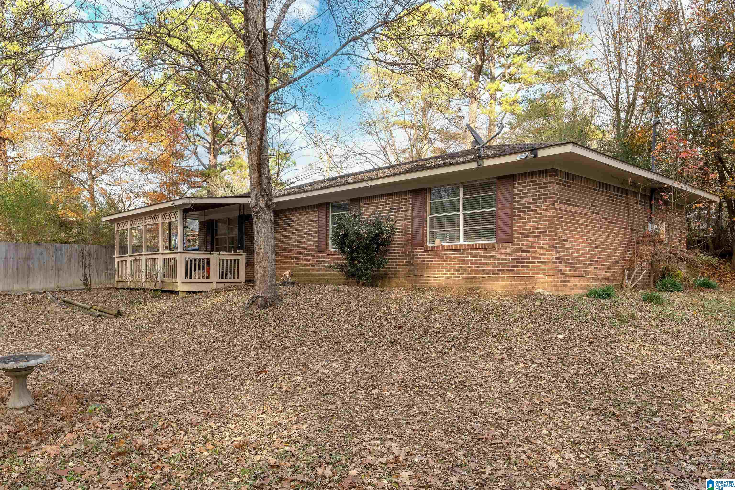 8409 Country Circle Pinson, AL 35126 - Photo 2 of 20