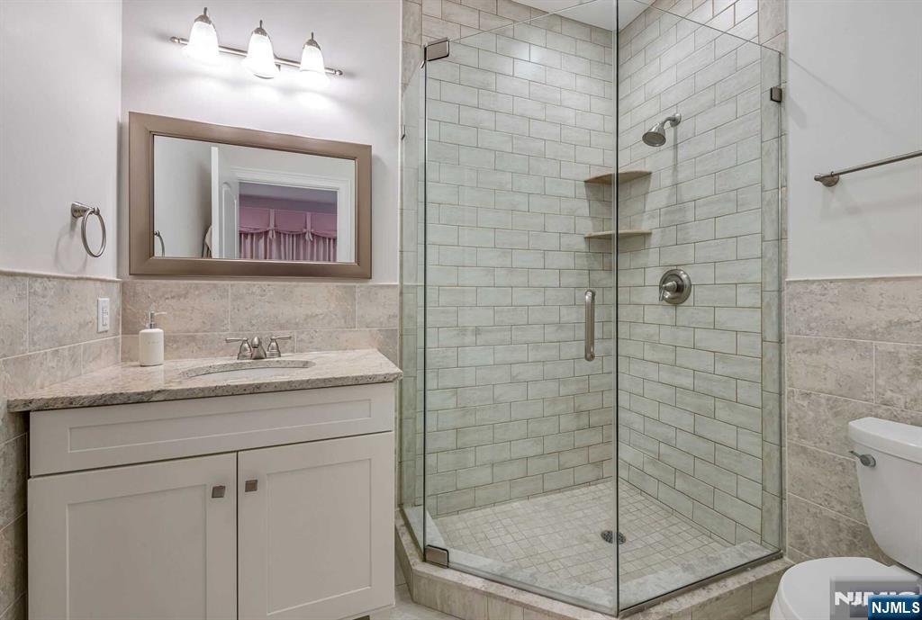 52 Hopper Farm Road Upper Saddle River, NJ 07458 - Photo 27 of 45