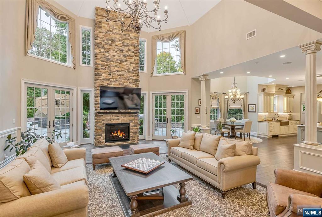 52 Hopper Farm Road Upper Saddle River, NJ 07458 - Photo 8 of 45