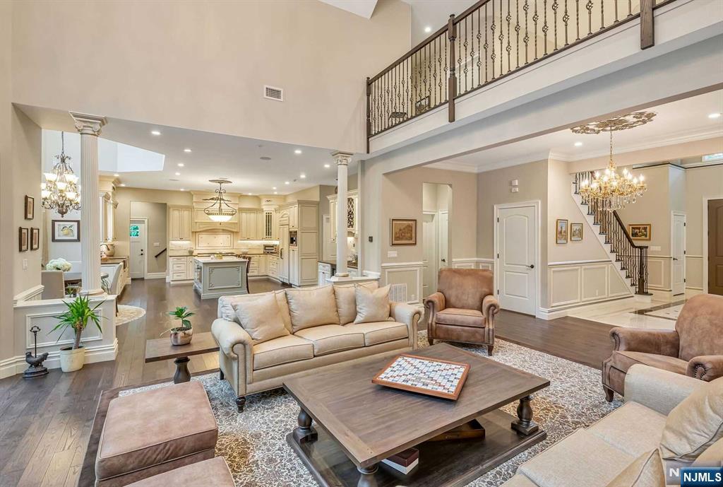 52 Hopper Farm Road Upper Saddle River, NJ 07458 - Photo 10 of 45