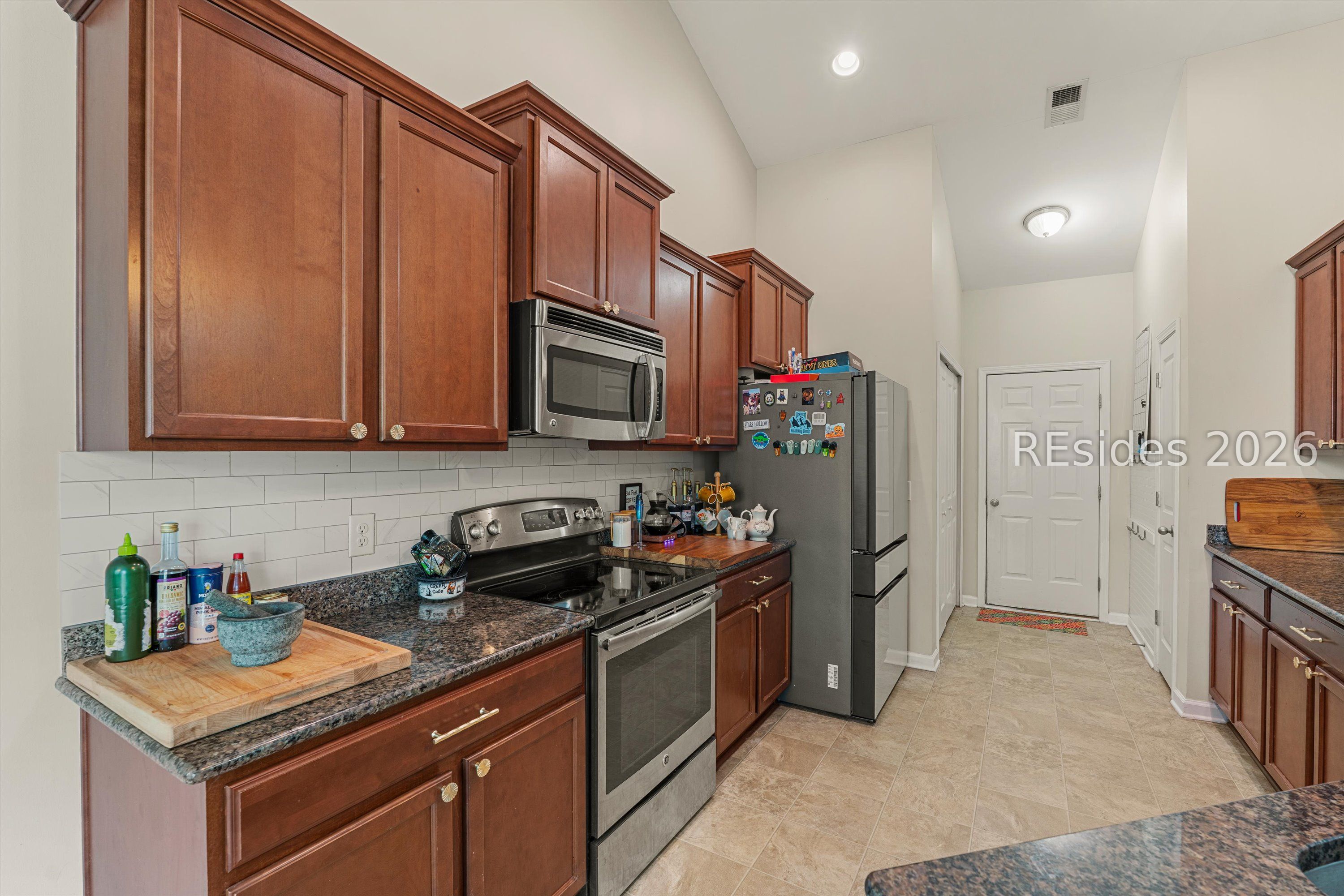 17 Congaree Way Beaufort, SC 29902 - Photo 11 of 27