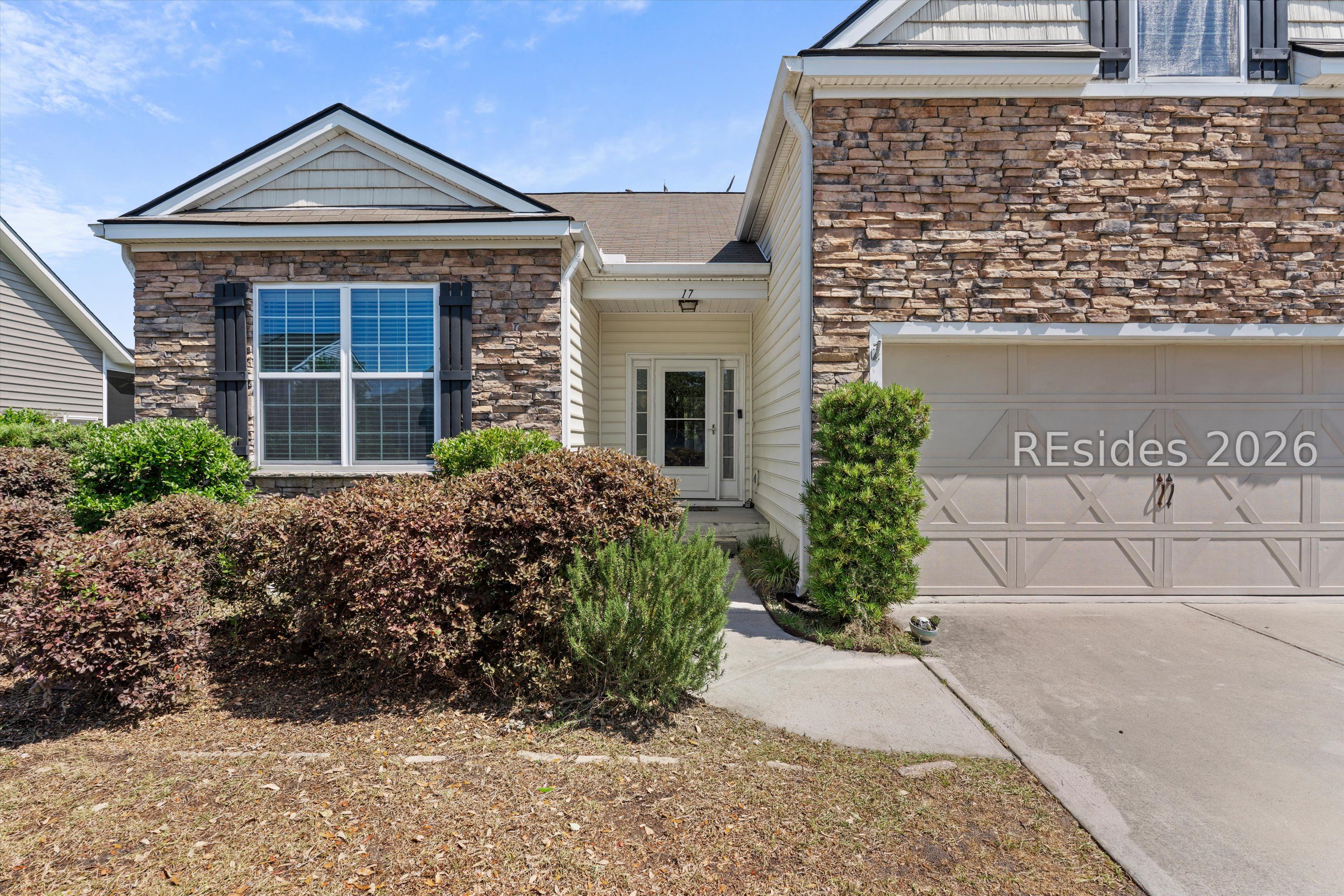 17 Congaree Way Beaufort, SC 29902 - Photo 2 of 27