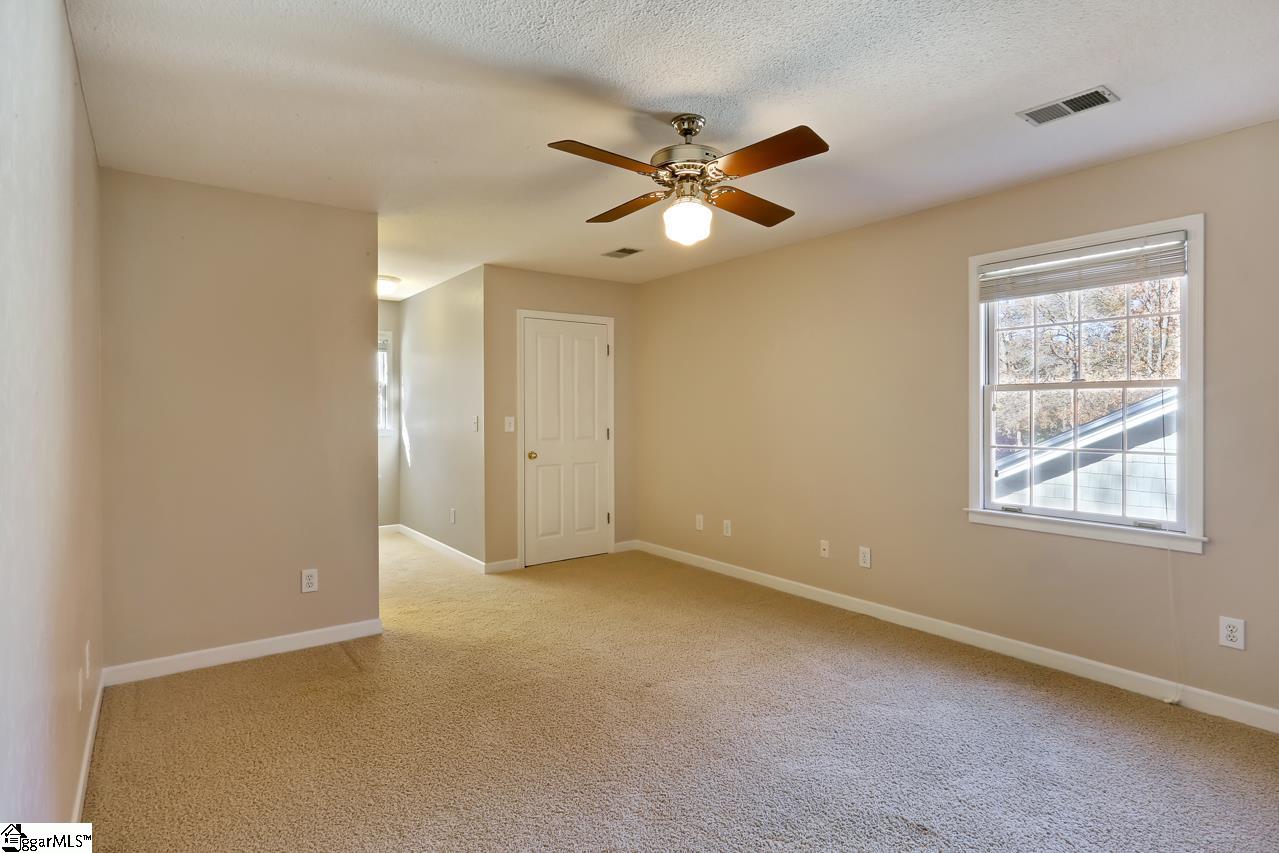 1117 Roper Mountain Road Greenville, SC 29615 - Photo 32 of 35
