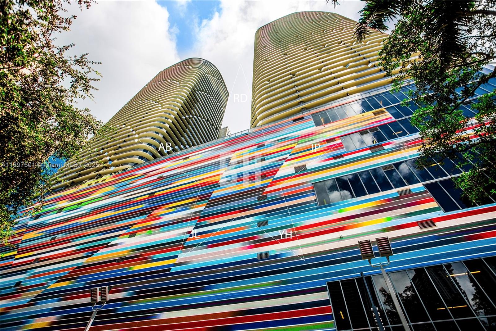 55 Southwest 9th Street, Unit 3006 Miami, FL 33130 - Photo 1 of 38