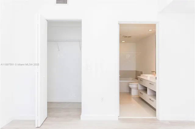 $875,000 | Brickell, Miami, FL 33130