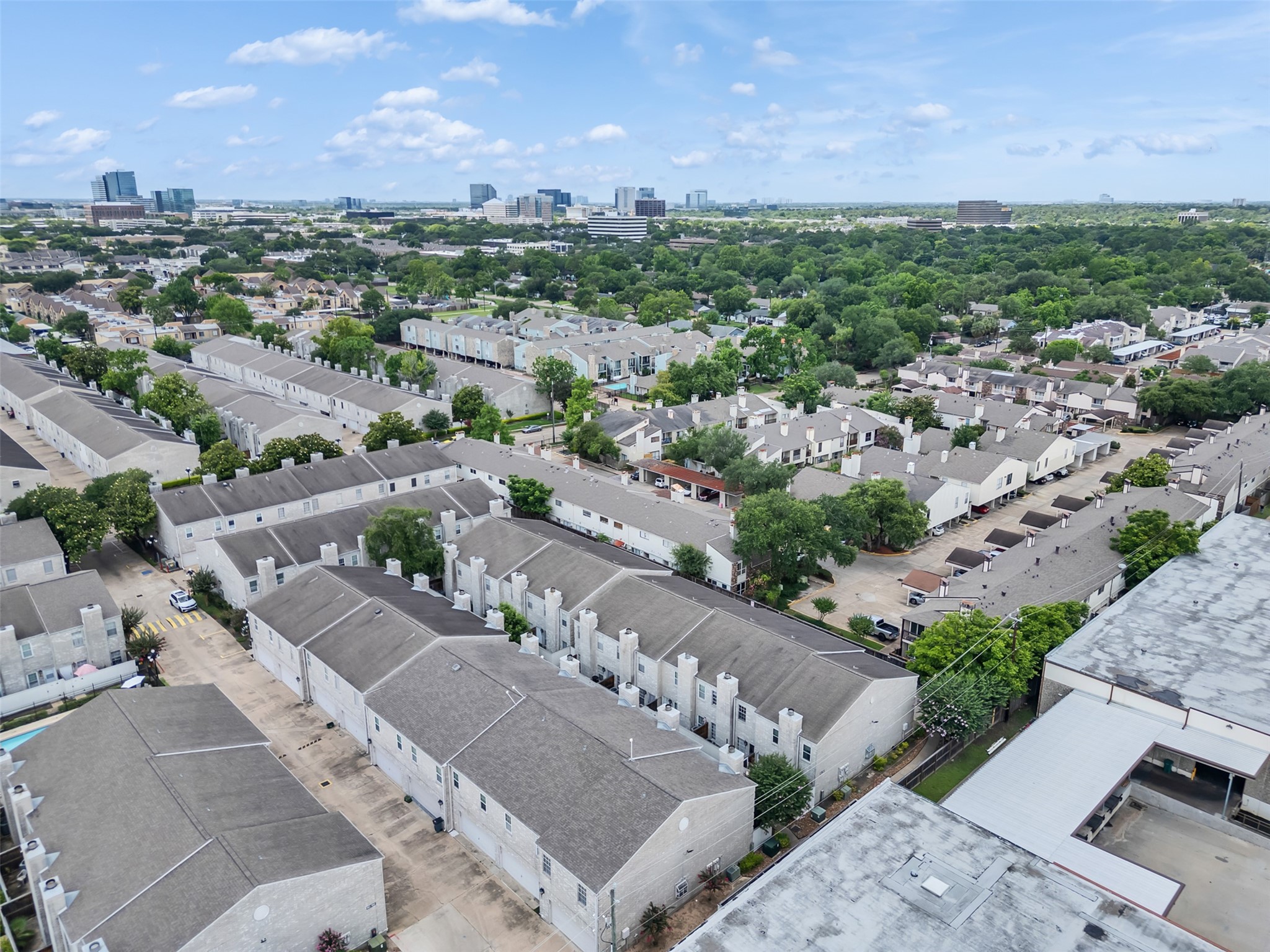 4001 Tanglewilde Street, Unit 605 Houston, TX 77063 - Photo 28 of 29 an aerial view of a city