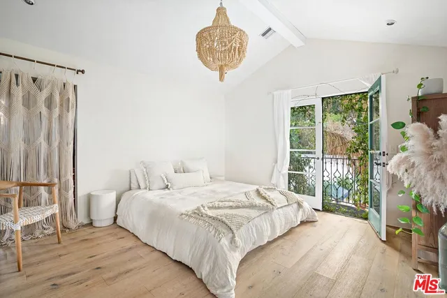 $15,000 | 4267 Murietta Avenue, Sherman Oaks, CA 91423