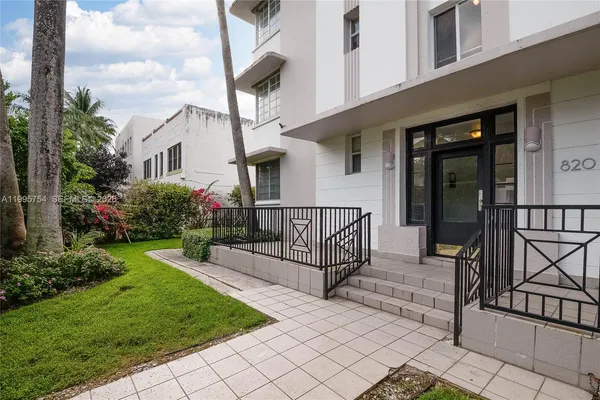 $2,900 | 820 Euclid Avenue, Unit 305, Miami Beach, FL 33139