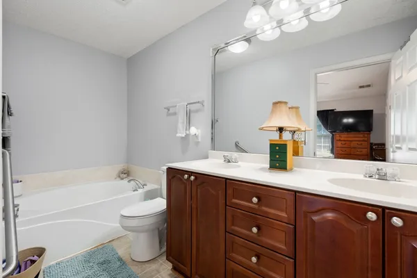 $299,999 | 2360 Highway 31W, Unit 104, White House, TN 37188