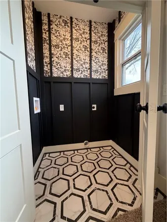 $515,900 | 417 South 5th Street, Odessa, MO 64076