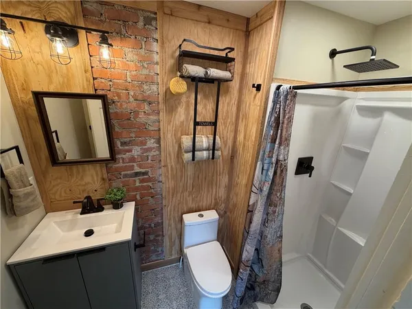 $515,900 | 417 South 5th Street, Odessa, MO 64076