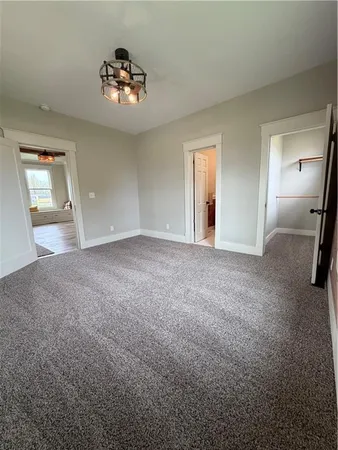 $515,900 | 417 South 5th Street, Odessa, MO 64076