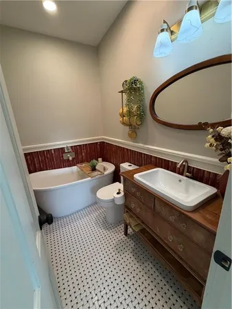 $515,900 | 417 South 5th Street, Odessa, MO 64076