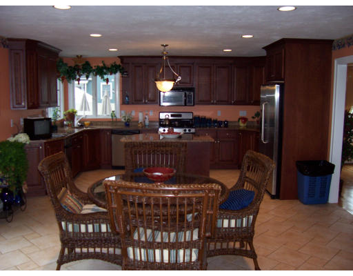 194 Judge Road Lynn, MA 01904 - Photo 2 of 13 Gallery Image 2