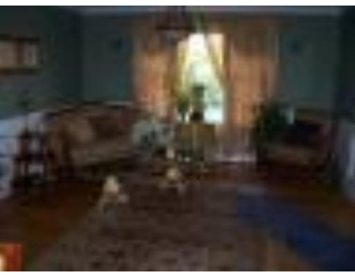 194 Judge Road Lynn, MA 01904 - Photo 4 of 13 Gallery Image 4