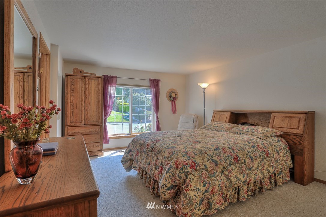 23820 7th Place West Bothell, WA 98021 - Photo 14 of 25