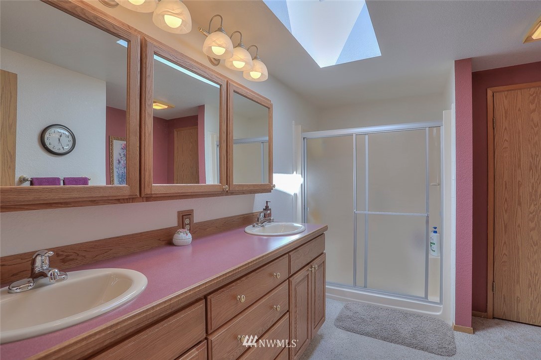 23820 7th Place West Bothell, WA 98021 - Photo 16 of 25