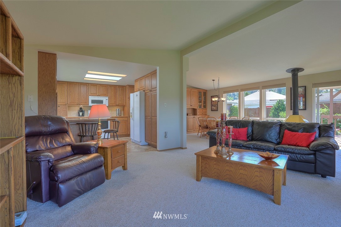 23820 7th Place West Bothell, WA 98021 - Photo 8 of 25
