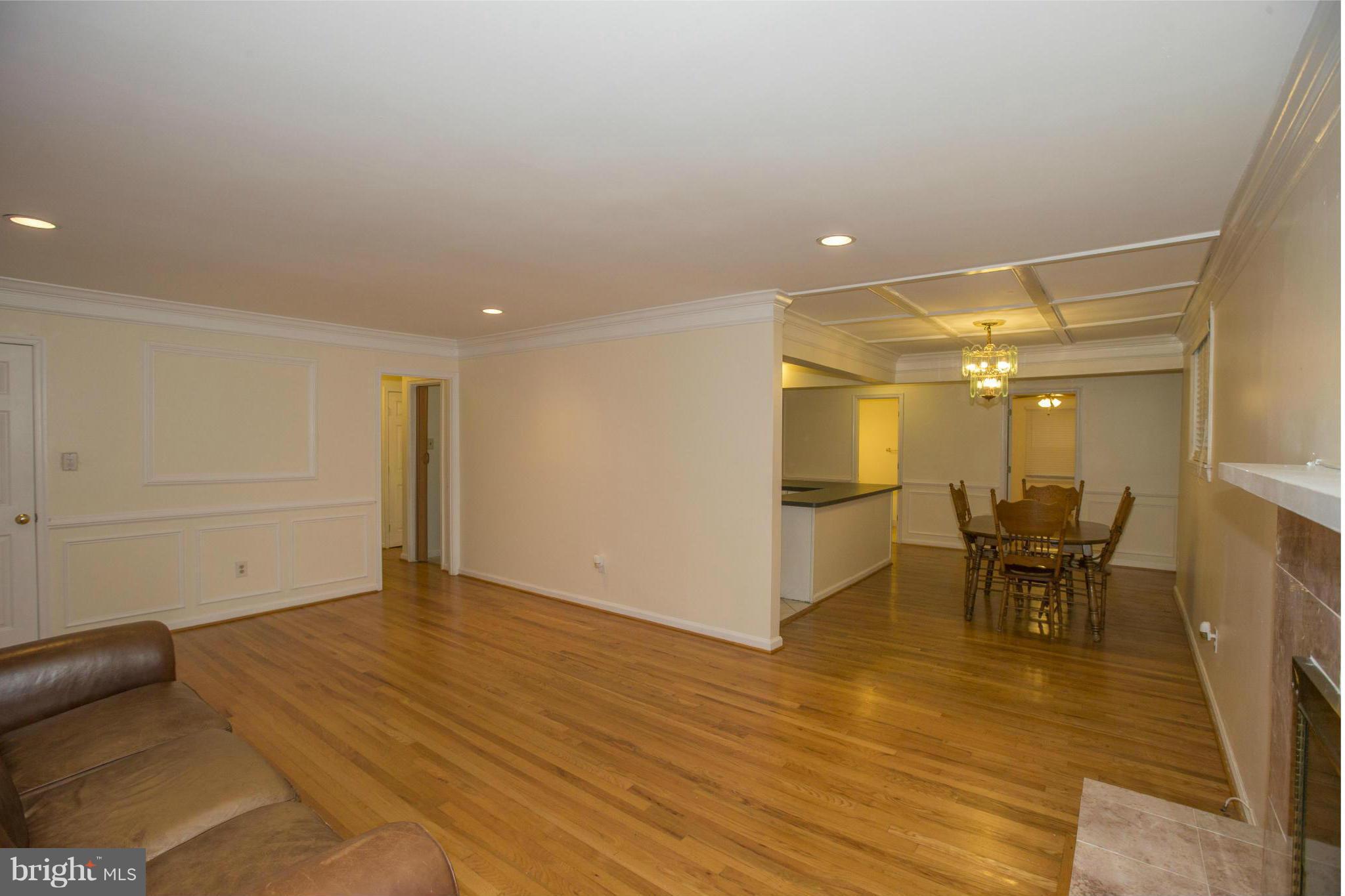 4025 Gallows Road Annandale, VA 22003 - Photo 10 of 23 Family Room