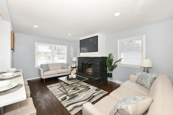 $289,900 | 5957 North 64th Street, Milwaukee, WI 53218