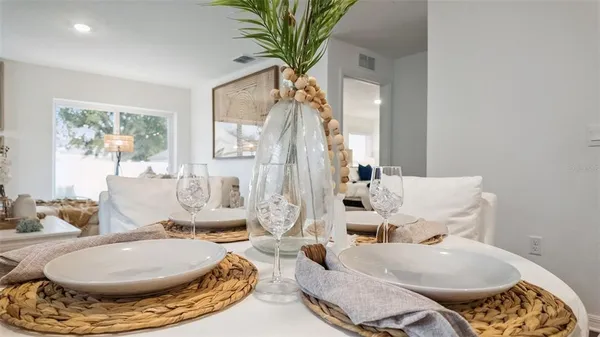 $335,990 | 900 Bear Hammock Drive, Umatilla, FL 32784