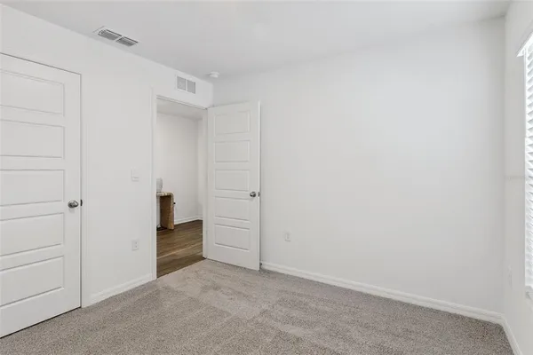 $335,990 | 900 Bear Hammock Drive, Umatilla, FL 32784