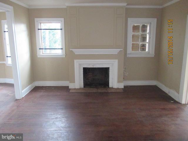 3306 Egerton Road Baltimore, MD 21215 - Photo 2 of 11 Living Room