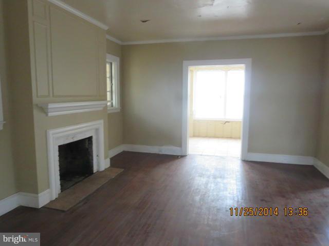 3306 Egerton Road Baltimore, MD 21215 - Photo 3 of 11 Living Room