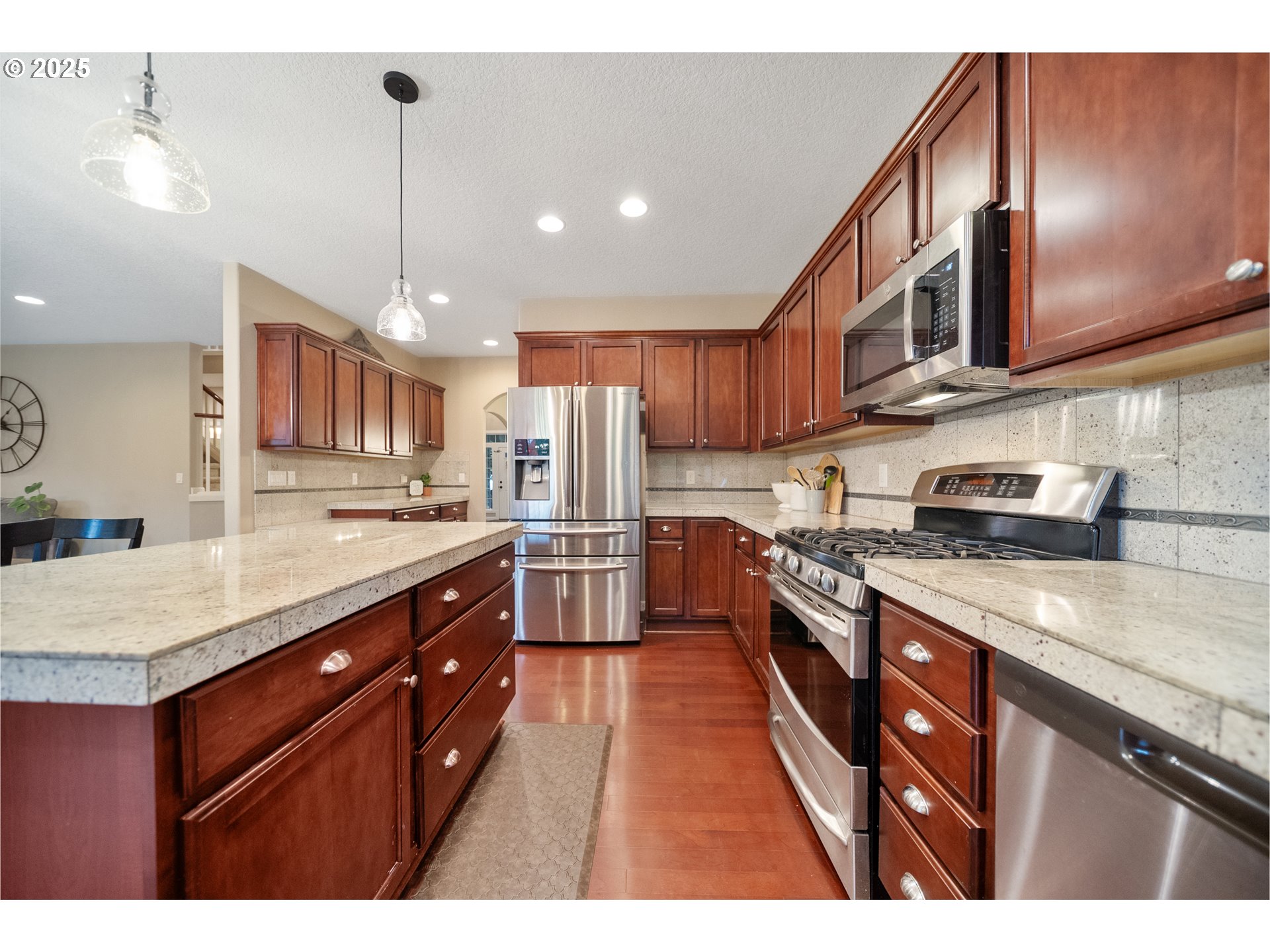 7411 Southeast Cottrell Road Gresham, OR 97080 - Photo 12 of 43