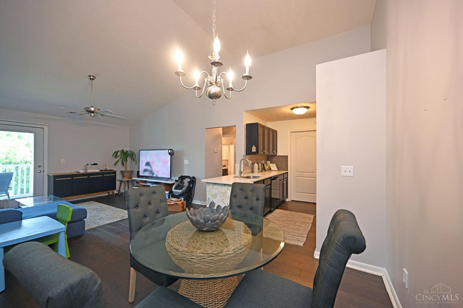 3408 North Bend Road Cincinnati, OH 45247 - Photo 21 of 44