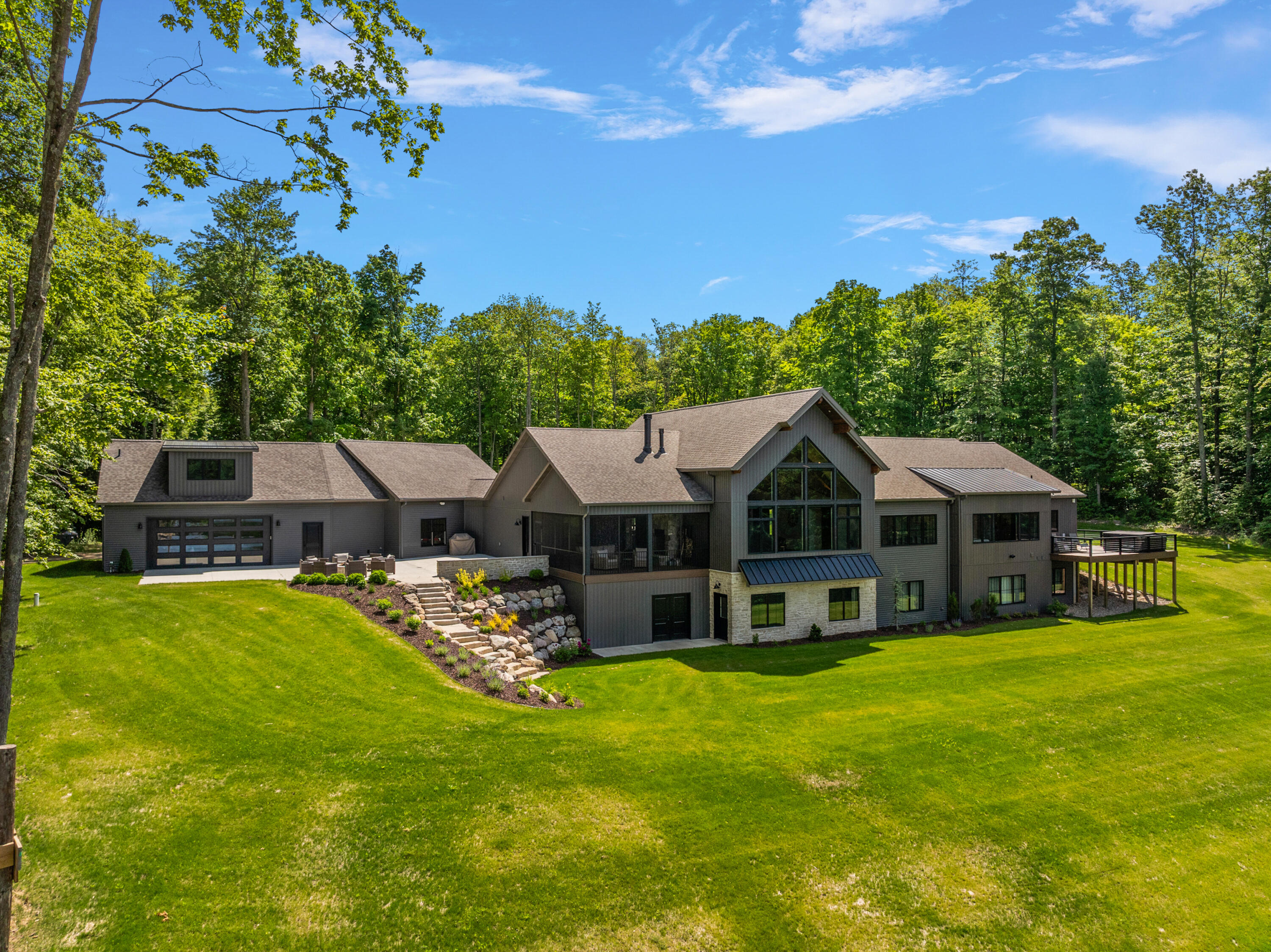 4992 East Loop Road Hesperia, MI 49421 - Photo 2 of 75 4992 E Loop Rd, Hesperia, MI 49421-15