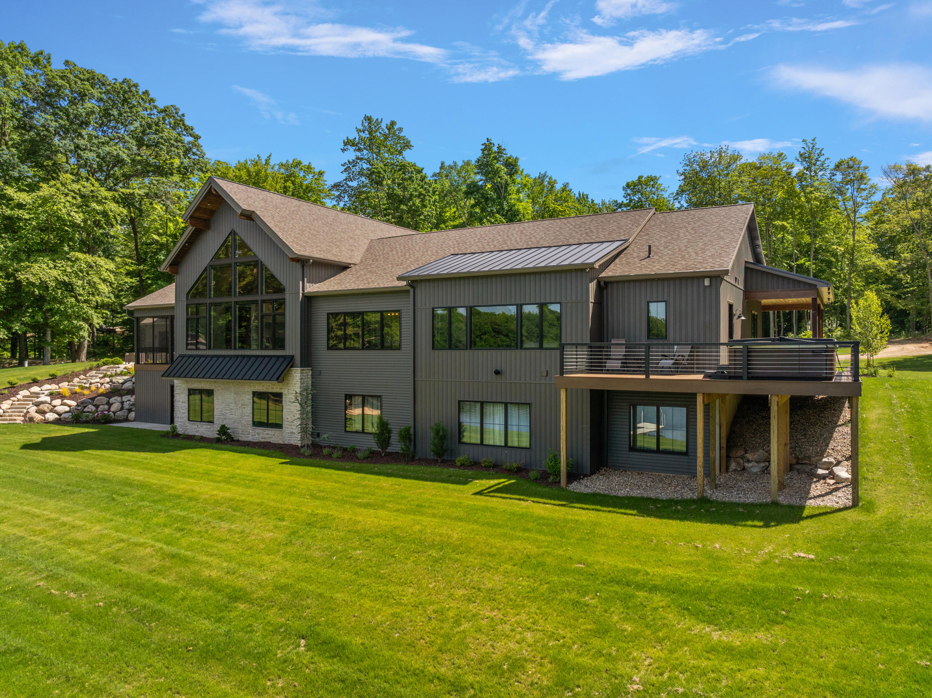 4992 East Loop Road Hesperia, MI 49421 - Photo 3 of 75 4992 E Loop Rd, Hesperia, MI 49421-14