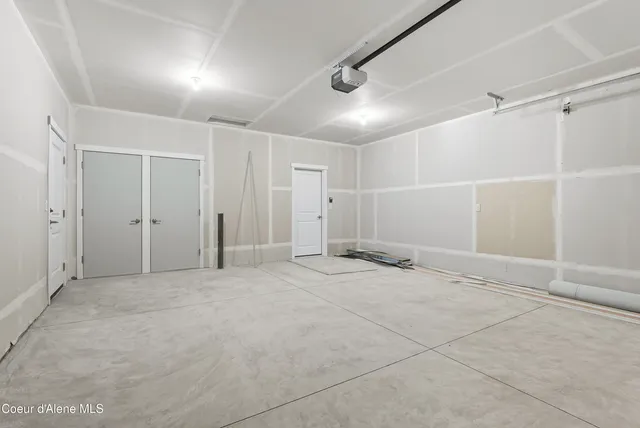 $625,000 | 7718 North Girard Circle, Coeur D'Alene, ID 83815