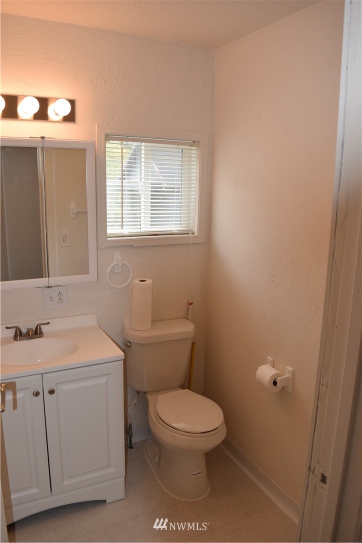 71 Chenois Valley Road Hoquiam, WA 98550 - Photo 15 of 25