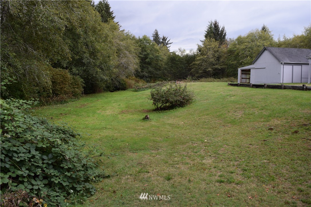 71 Chenois Valley Road Hoquiam, WA 98550 - Photo 5 of 25