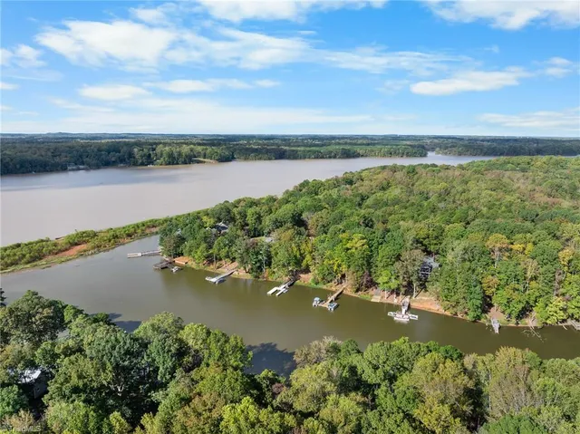 $799,000 | 3105 Riverside Drive, Lexington, NC 27292