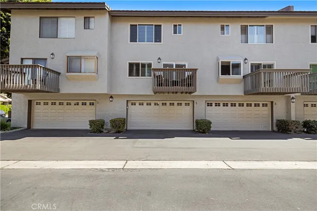 $1,260,000 | 3 Summer Breeze, Irvine, CA 92603