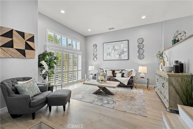 $1,260,000 | 3 Summer Breeze, Irvine, CA 92603