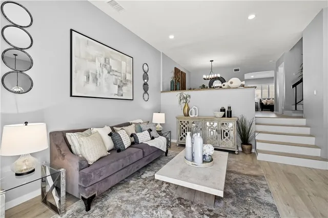 $1,260,000 | 3 Summer Breeze, Irvine, CA 92603