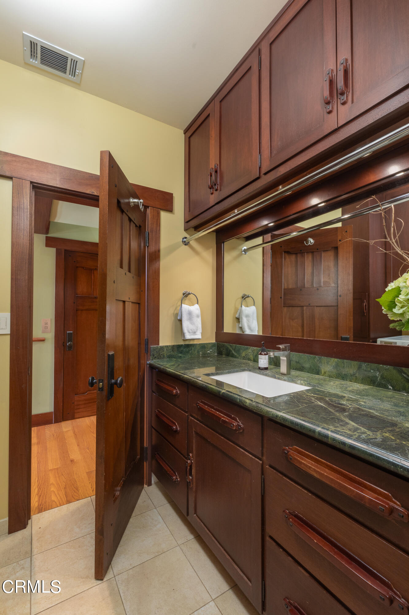 478 Ellis Street Pasadena, CA 91105 - Photo 30 of 75 468 Ellis_586_mls