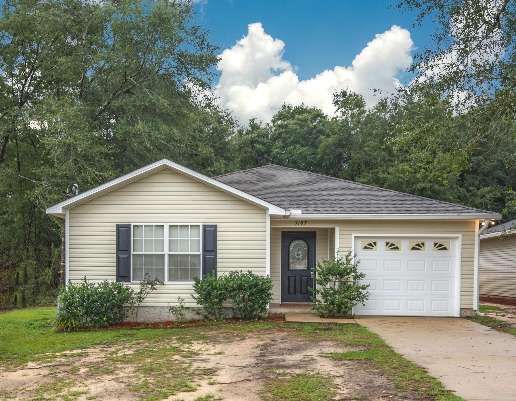 3187 Maple Street Crestview, FL 32539 - Photo 1 of 23 Gallery Image 1