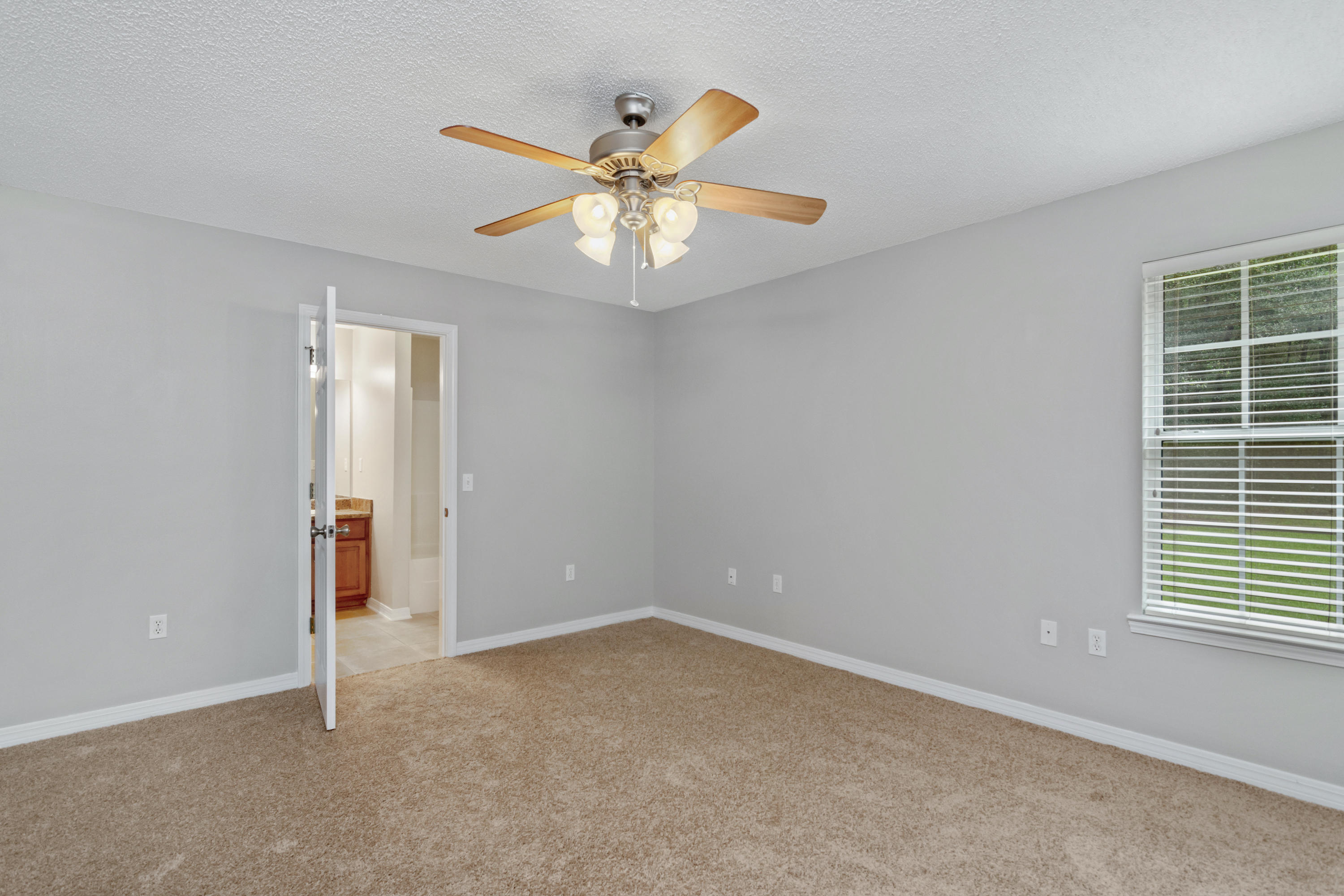3187 Maple Street Crestview, FL 32539 - Photo 11 of 23 Gallery Image 11